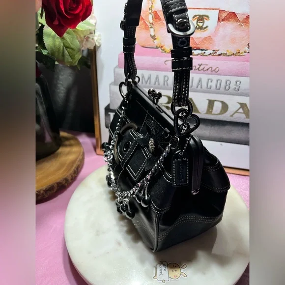 Coach RARE Black Soho Kisslock Vintage leather crystal velvet bow EUC - Picture 10 of 13